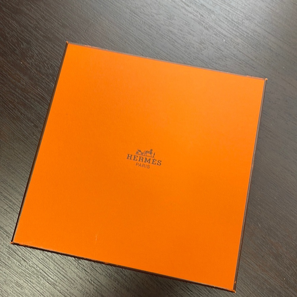 HERMES BELT GIFT BOX.